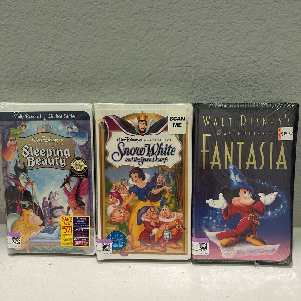 Disney Masterpiece Collection VHS Set - Sleeping Beauty, Snow White, Fantasia